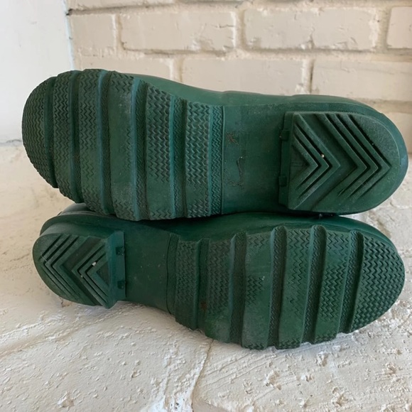 ❌SOLD❌ Tall Hunter Green Rainboots - Picture 8 of 8